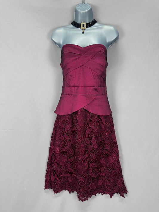 Alexon stylish burgundy black tie strapless lace detail black tie formal knee length dress size 16