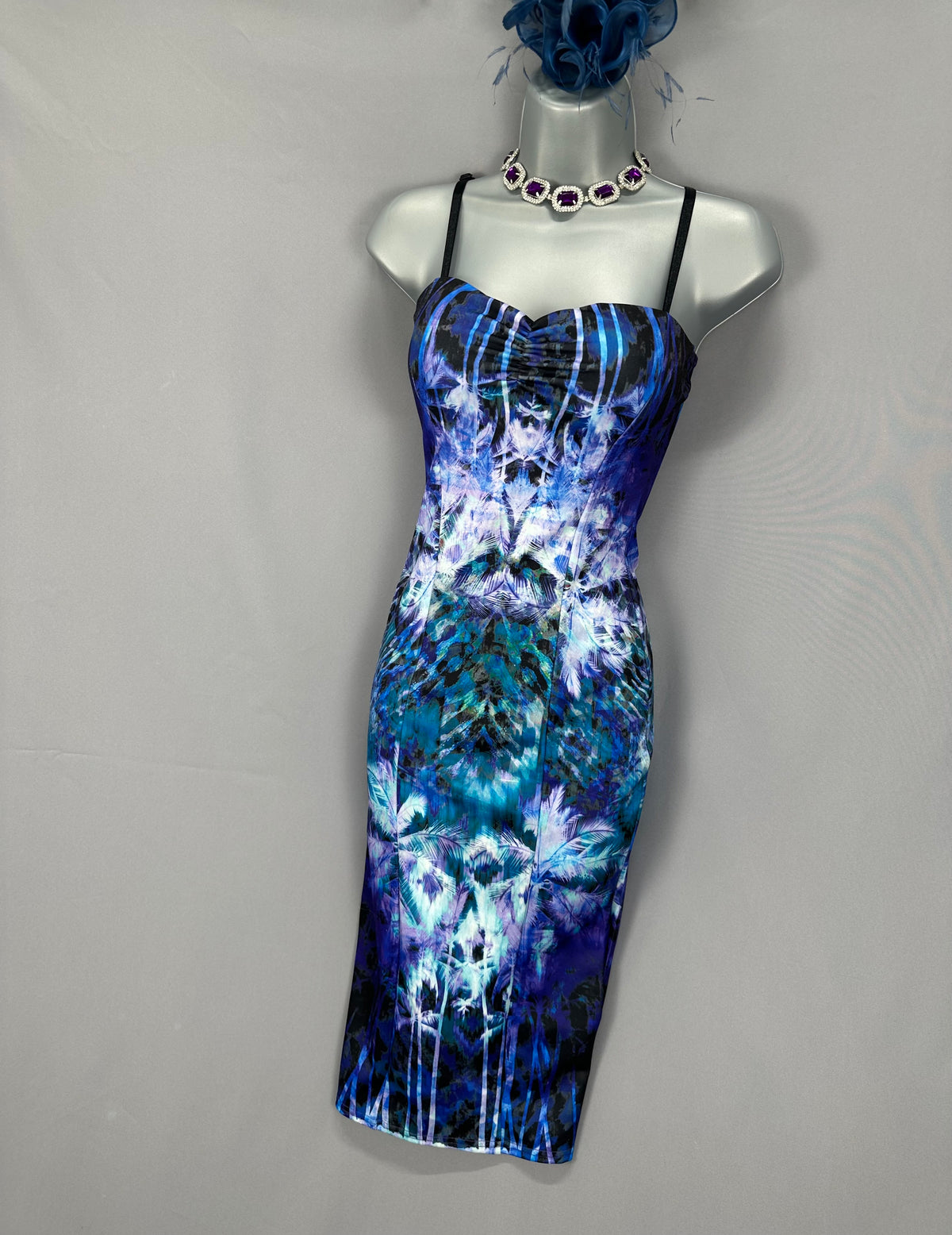 Pretty Lipsy multi printed races sleeveless padded bust party wedding knee length dress uk 6