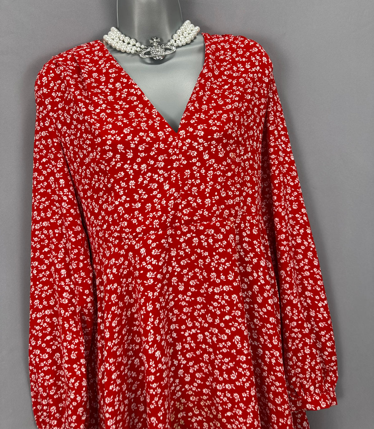 Chic Glamorous red multi floral print v-neck short dress uk 12
