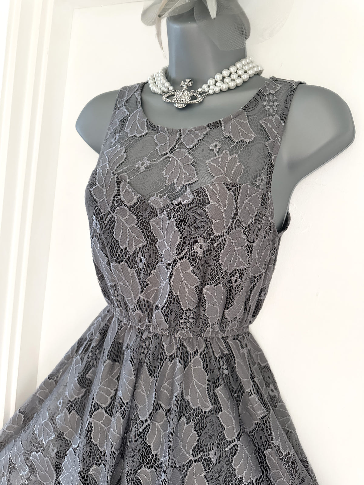 Mela London grey lace elasticated waist sleeveless a-line short occasion dress 8