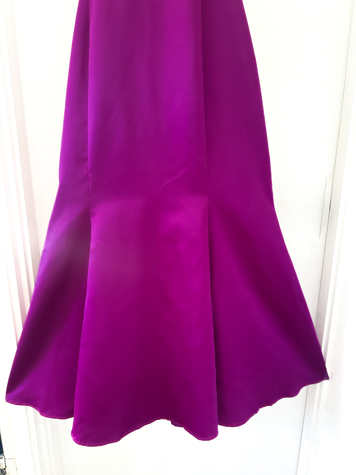 Betsy & Adam magenta embellished sleeveless prom/occasion/wedding long maxi dress size 16