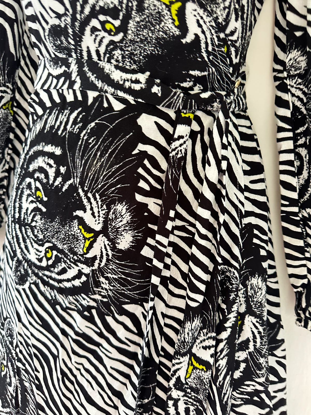 Karen millen mono lion/zebra print wrap style long stunning dress size 8