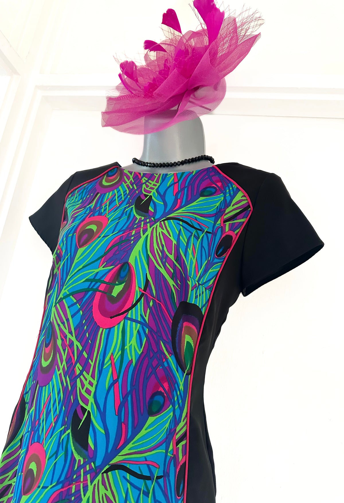 Definitions black multi peacock feather slim fit occasion above  knee dress 10