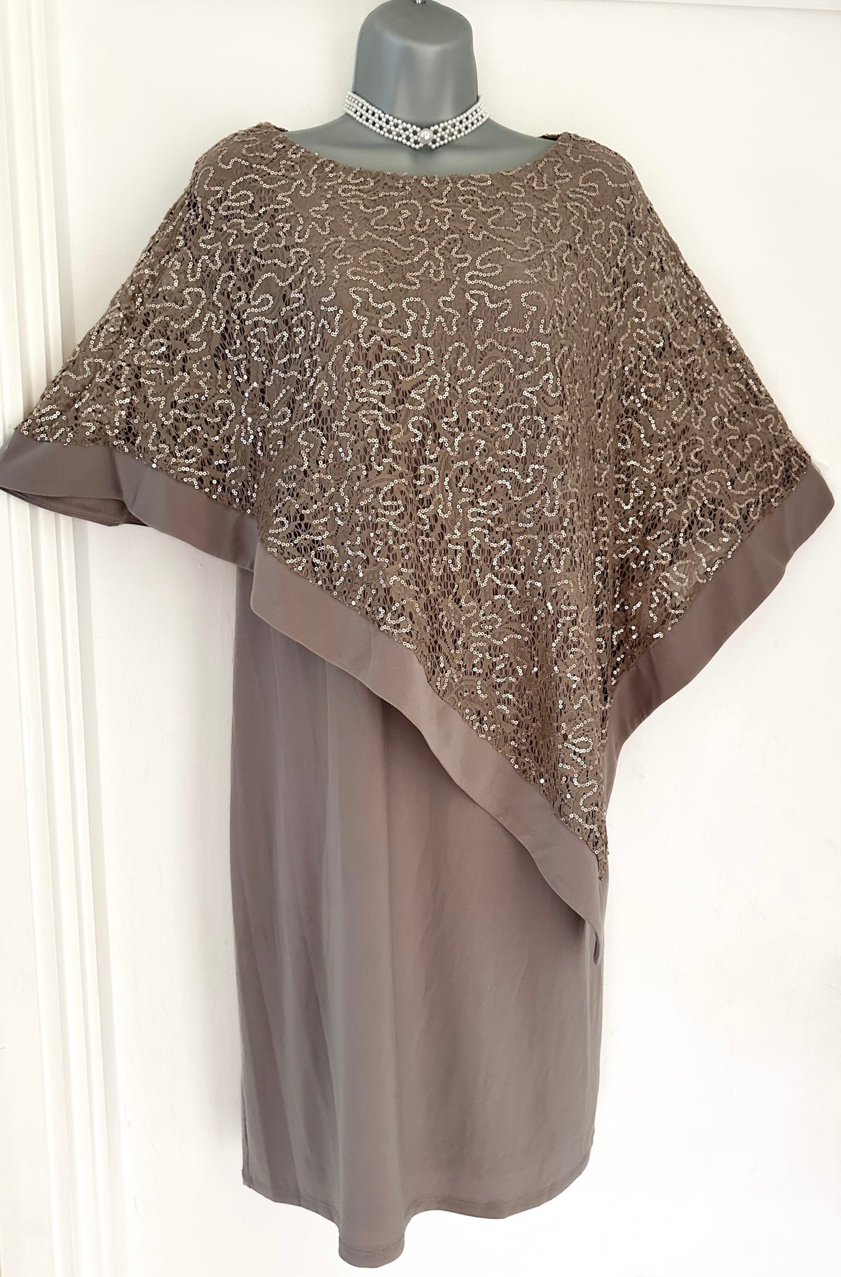 R&M Richard’s mushroom sequin cape style occasion mother of the bride knee length dress size 16