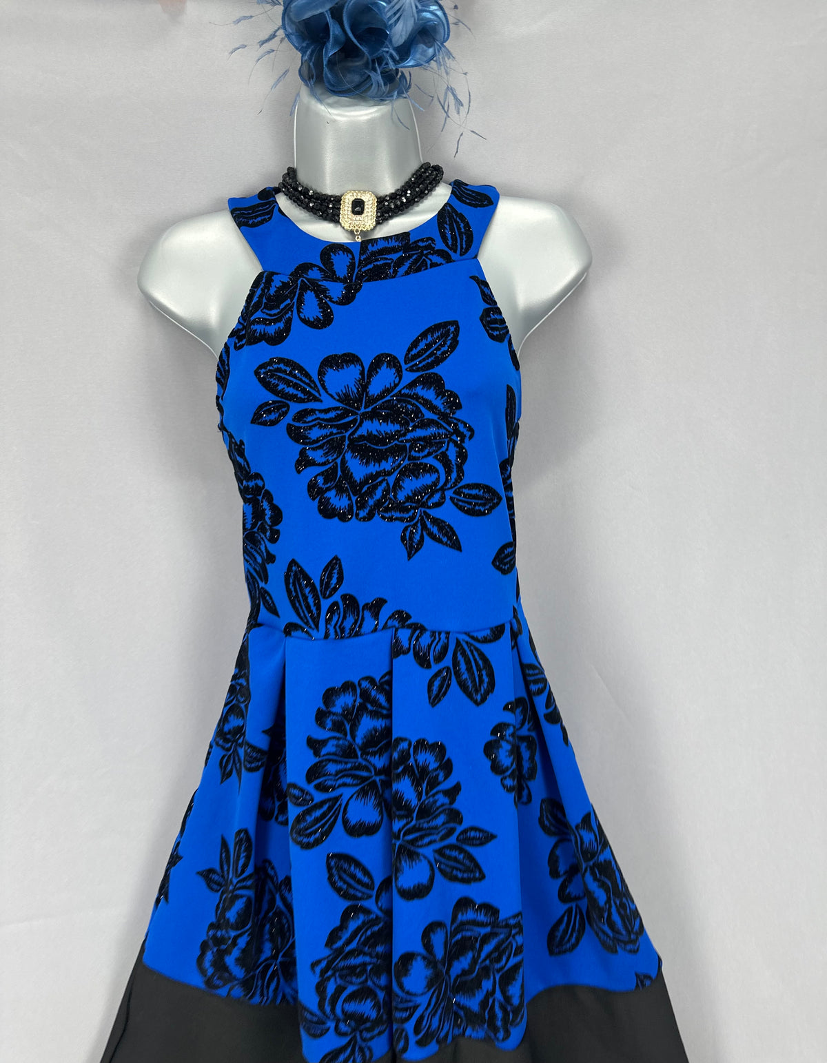 Striking Quiz royal blue& black flocked detail party above the knee sleeveless  wedding  dress uk 12