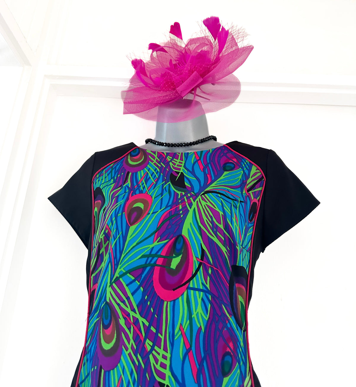 Definitions black multi peacock feather slim fit occasion above  knee dress 10