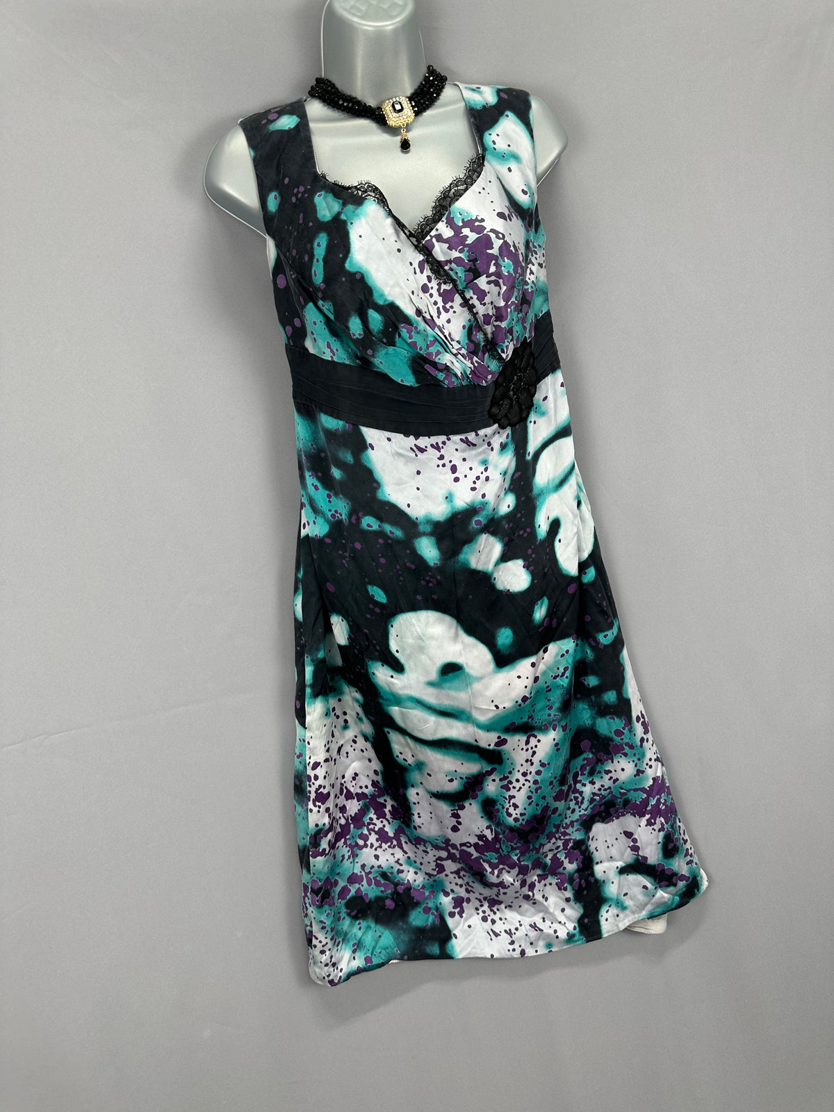 Stunning Linea Raffaelli multi silk jewel floral motif sleeveless black tie knee length dress 14