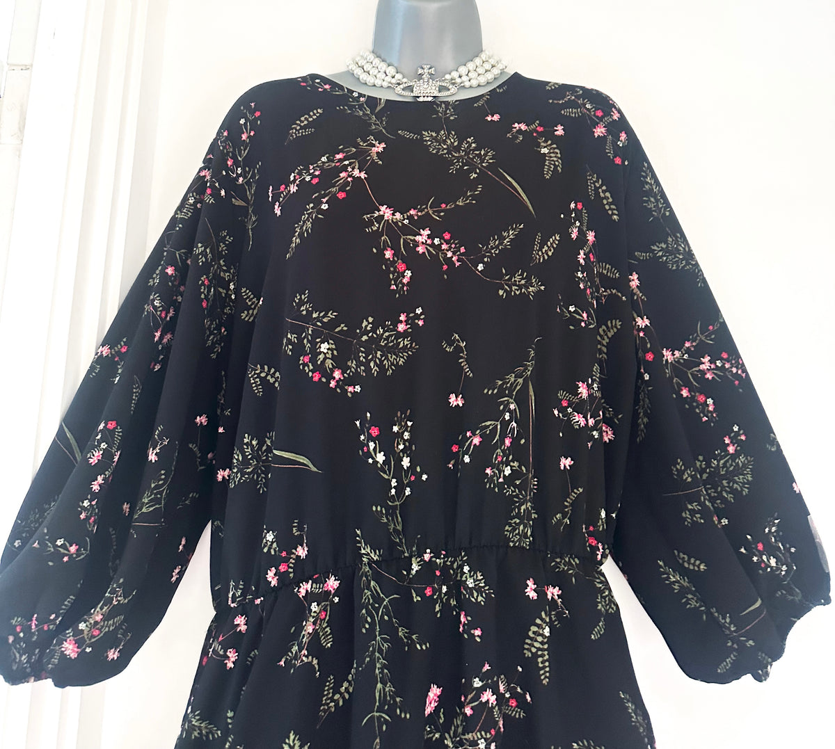 Anthology black floral elasticated waist 3/4 sleeve calf length dress size 28