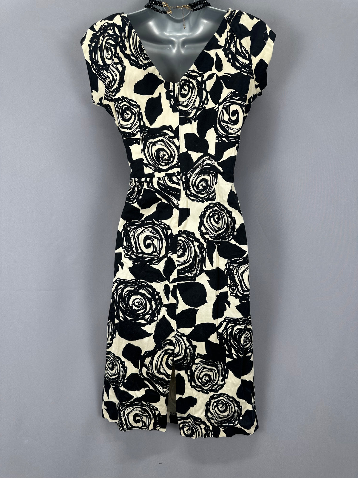Ravishing So couture black& cream rose floral wedding races  knee length dress uk 12