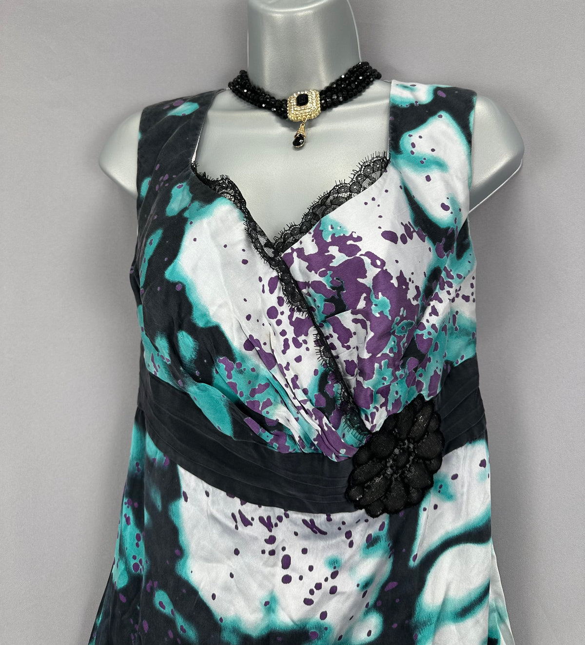 Stunning Linea Raffaelli multi silk jewel floral motif sleeveless black tie knee length dress 14