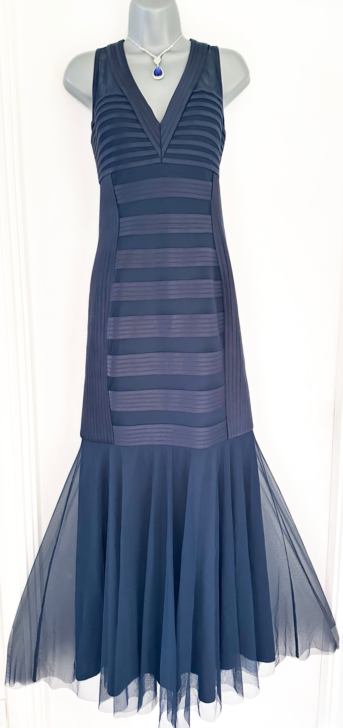 JS Collections navy v-neck evening occasion very long maxi dress size 14