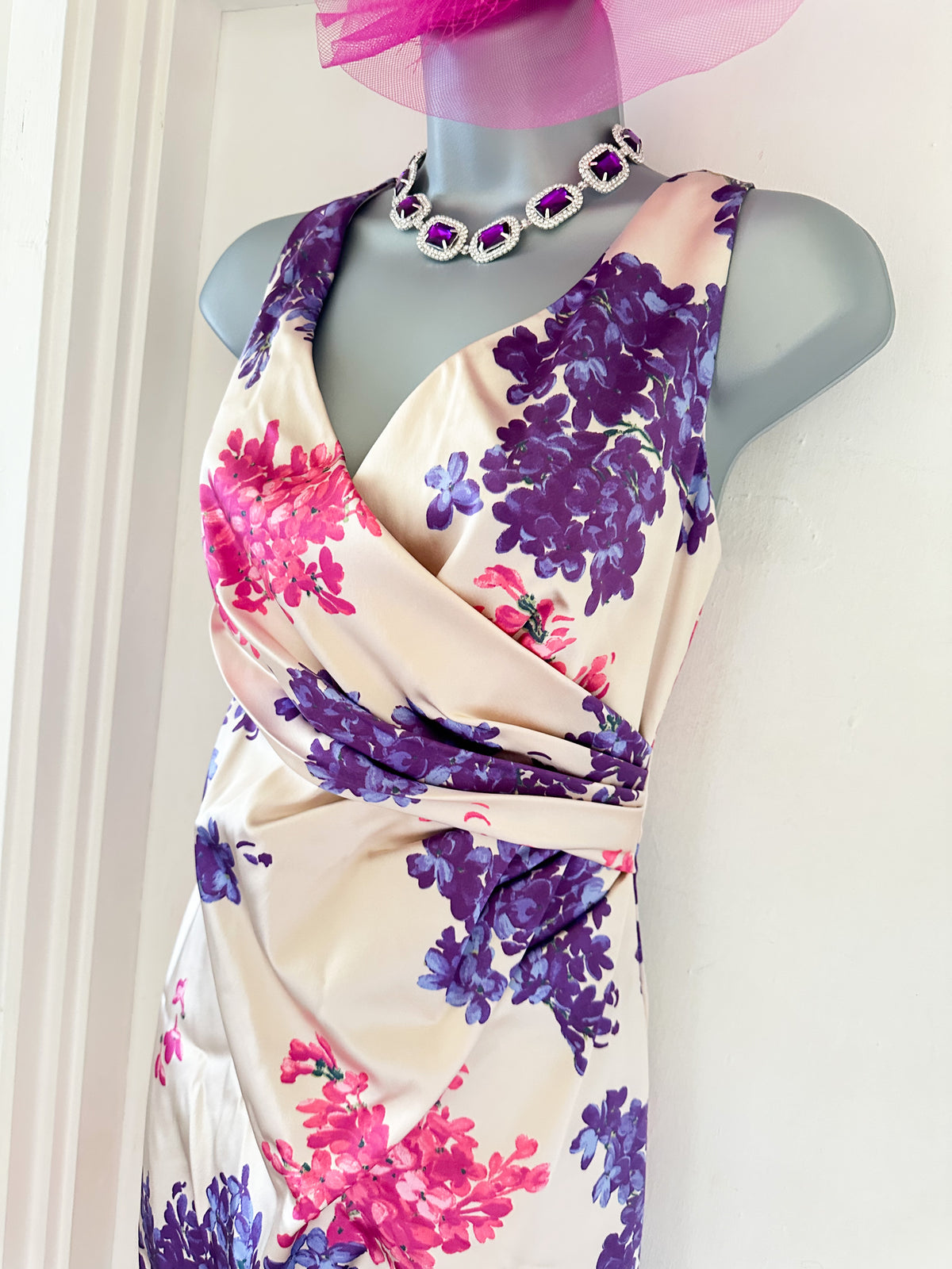 BNWT Coast multi floral printed satin style wedding knee length stunning dress 12