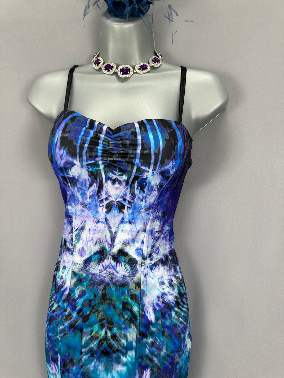 Pretty Lipsy multi printed races sleeveless padded bust party wedding  knee length dress uk 6