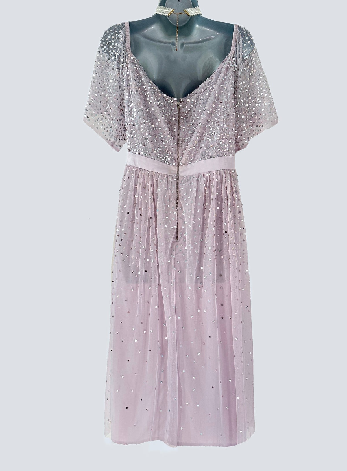 BNWT Maya Deluxe curve light pink/lilac sequin occasion midi dress size 20