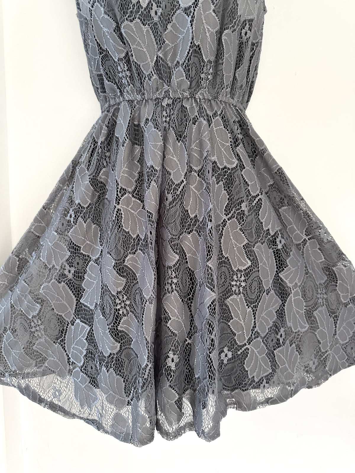 Mela London grey lace elasticated waist sleeveless a-line short occasion dress 8