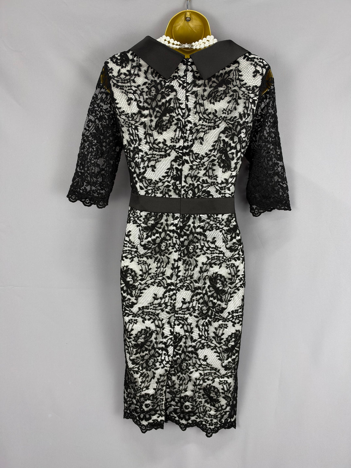 Stunning Izabella black & white lace cowl neck mother of the bride/groom wedding guest  dress uk 12
