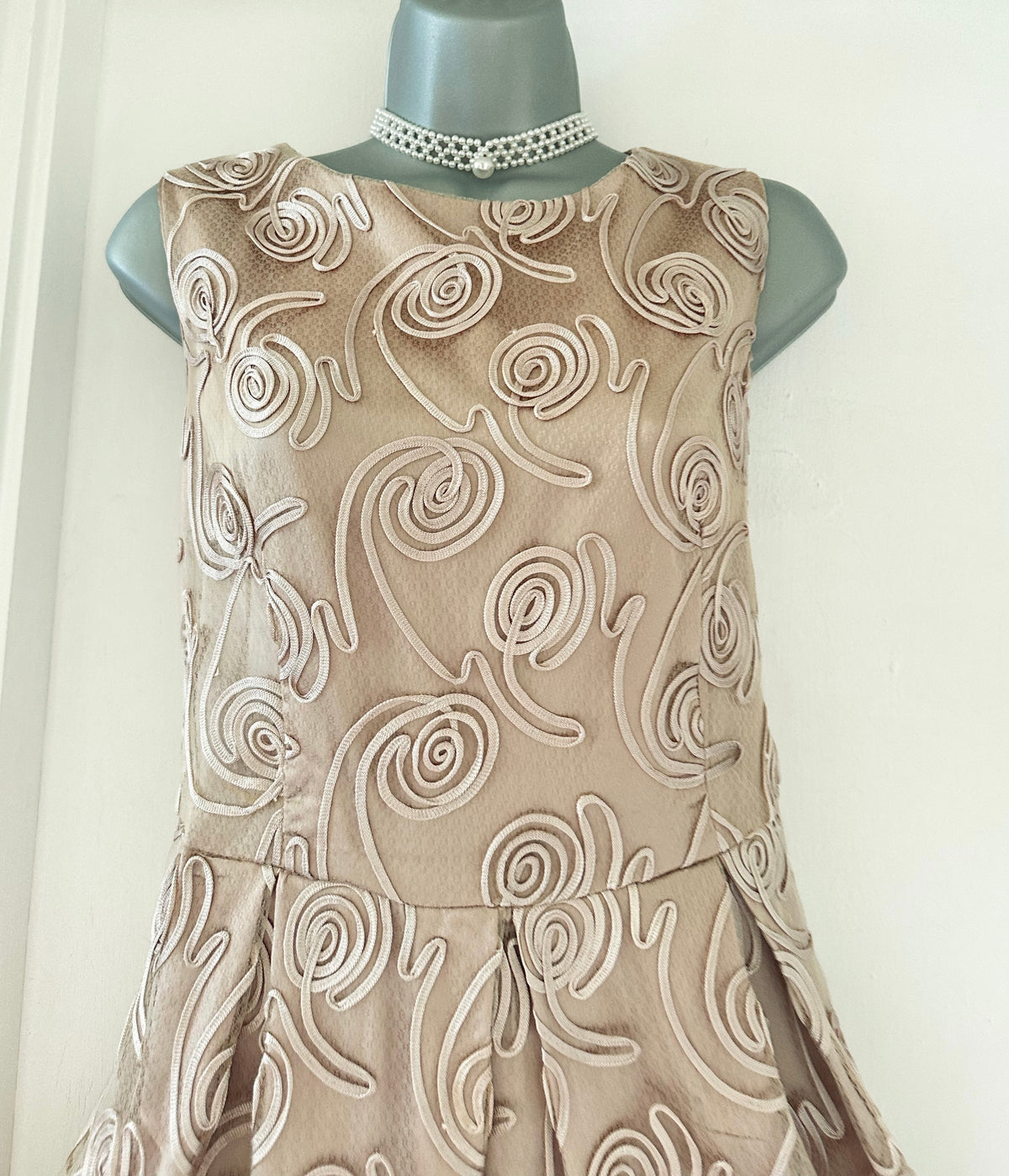 Maya Deluxe appliqué champagne coloured wedding occasion a-line above knee dress size 14