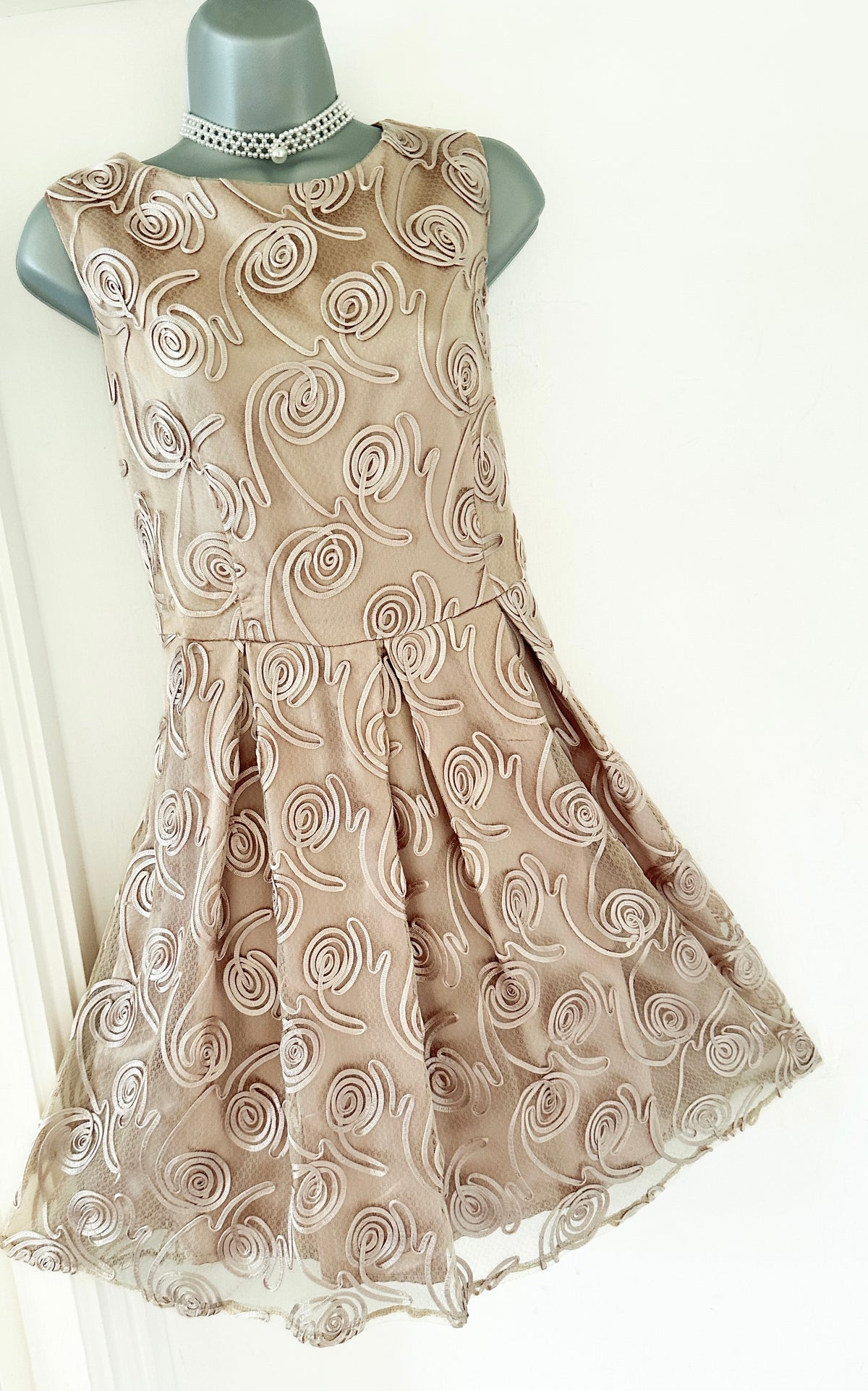 Maya Deluxe appliqué champagne coloured wedding occasion a-line above knee dress size 14
