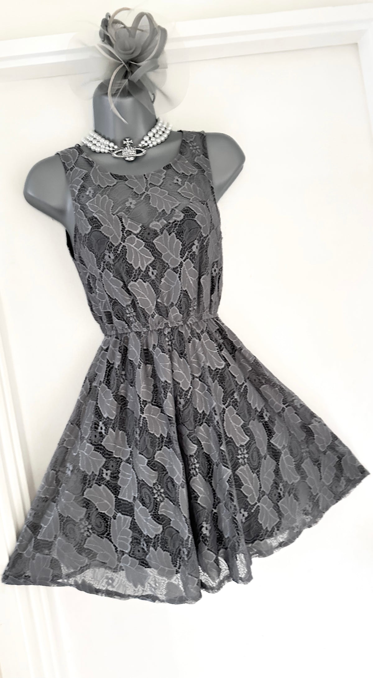 Mela London grey lace elasticated waist sleeveless a-line short occasion dress 8