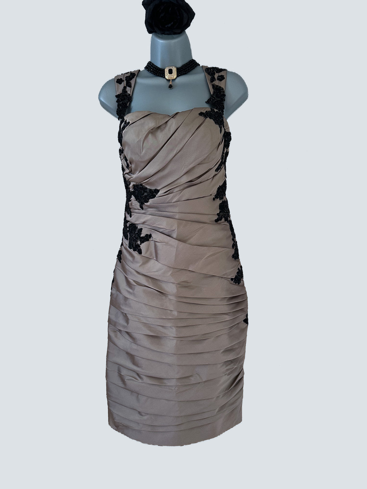 BNWT Irresistible cappuccino appliqué mother of the bride dress with sash  12
