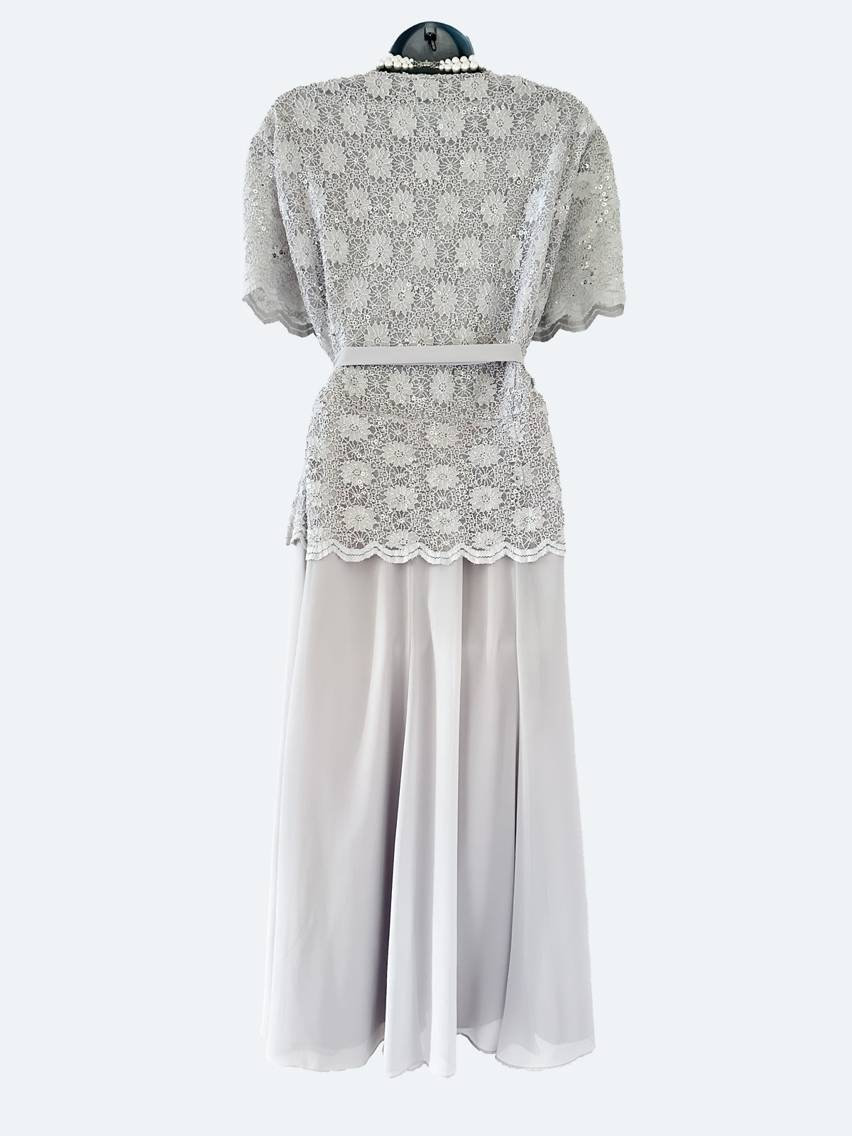 Jacques Vert light grey subtle sequin lace detail belted calf length stunning dress 22