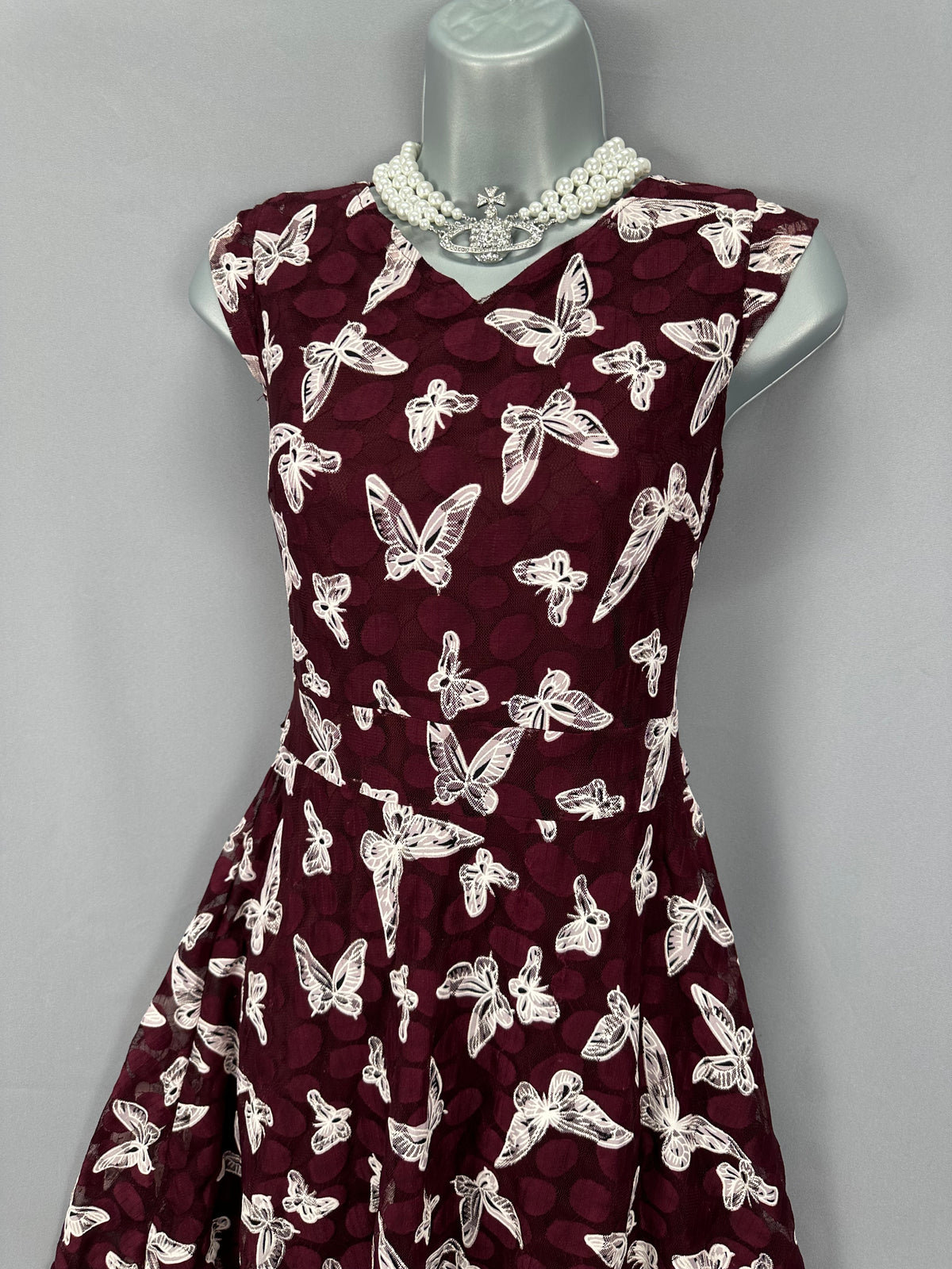 Stunning Mela London white/ burgundy netted butterfly sleeveless party a-line short dress uk 10