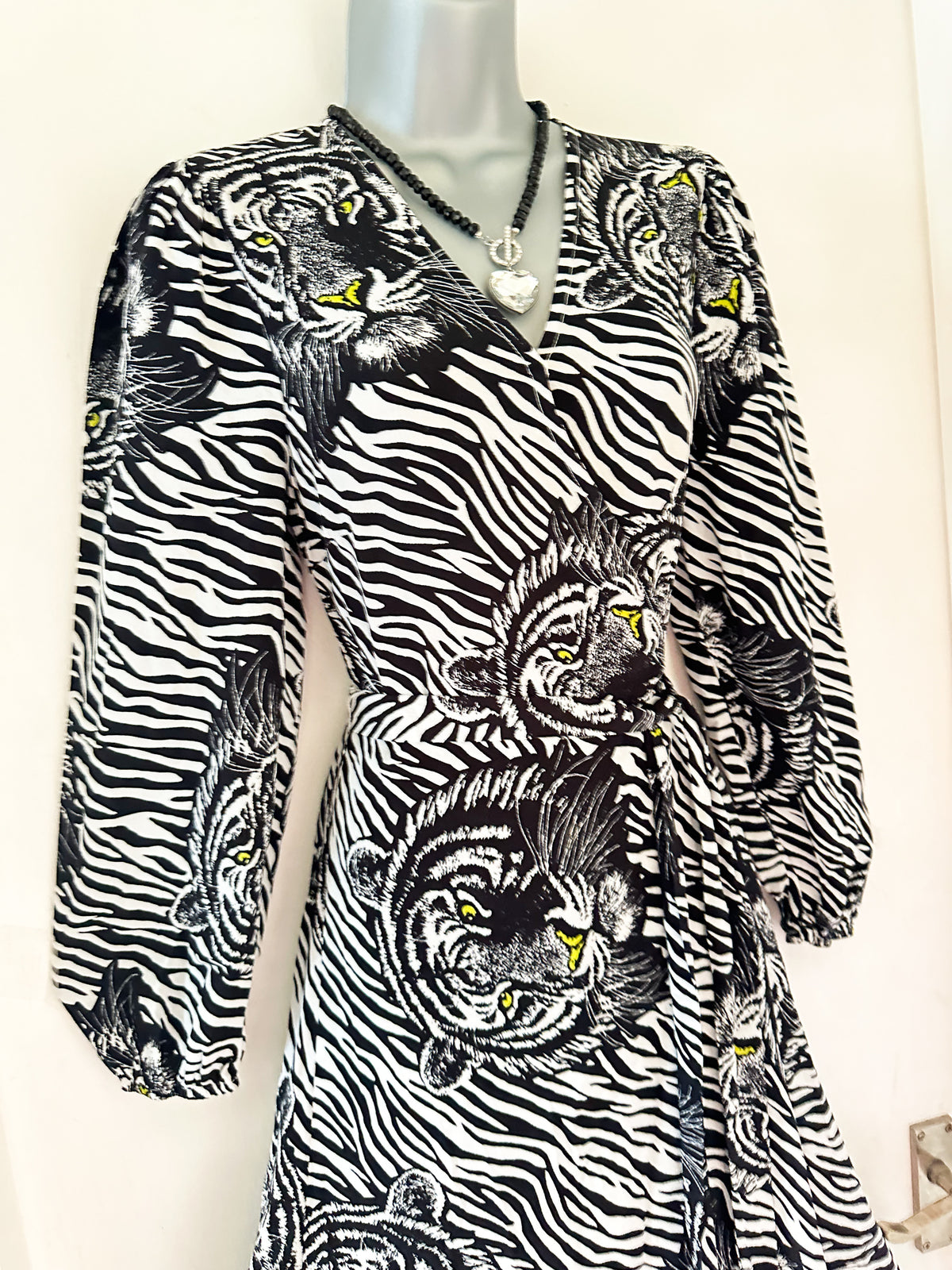 Karen millen mono lion/zebra print wrap style long stunning dress size 8