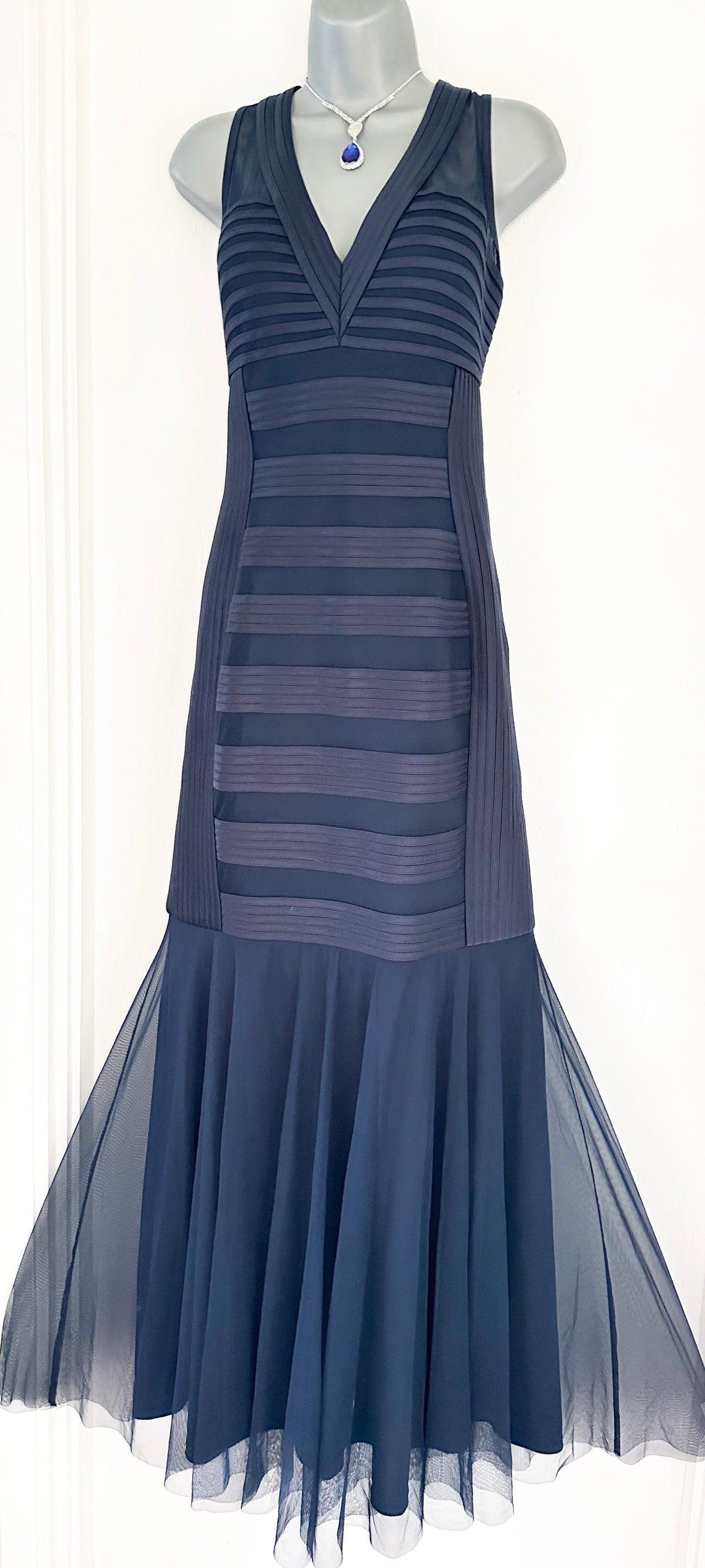 JS Collections navy v-neck evening occasion very long maxi dress size 14