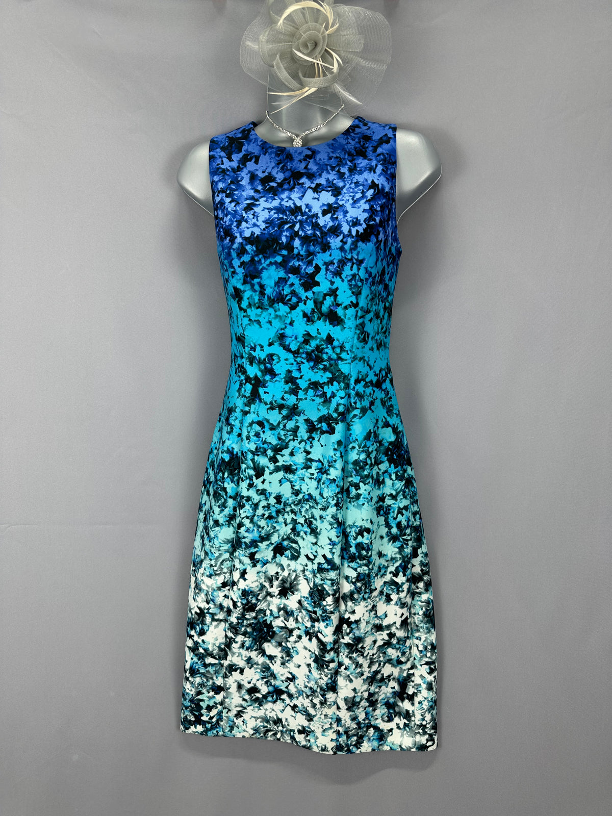 Exquisite Vince Camuto ombré multi print wedding races over the knee dress 10