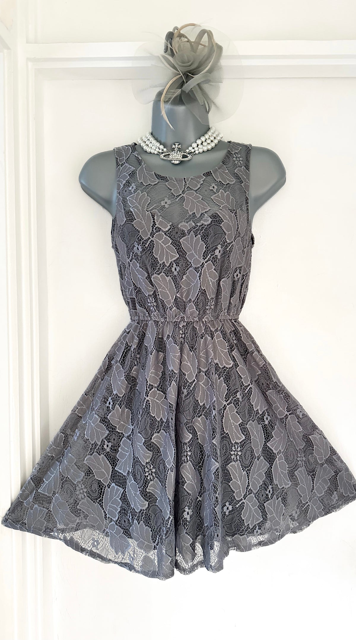 Mela London grey lace elasticated waist sleeveless a-line short occasion dress 8