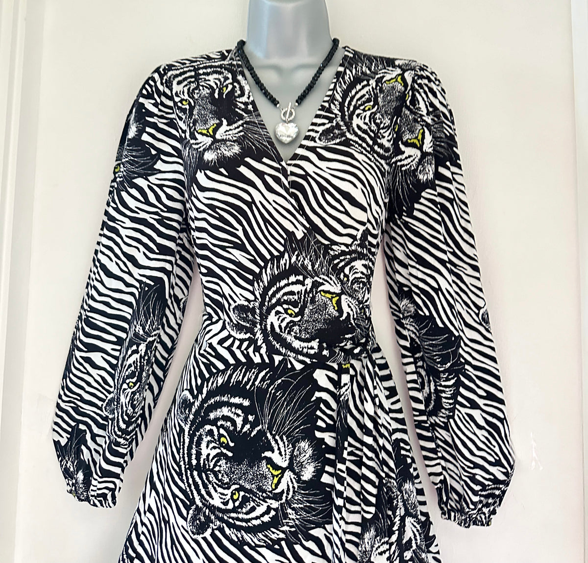 Karen millen mono lion/zebra print wrap style long stunning dress size 8