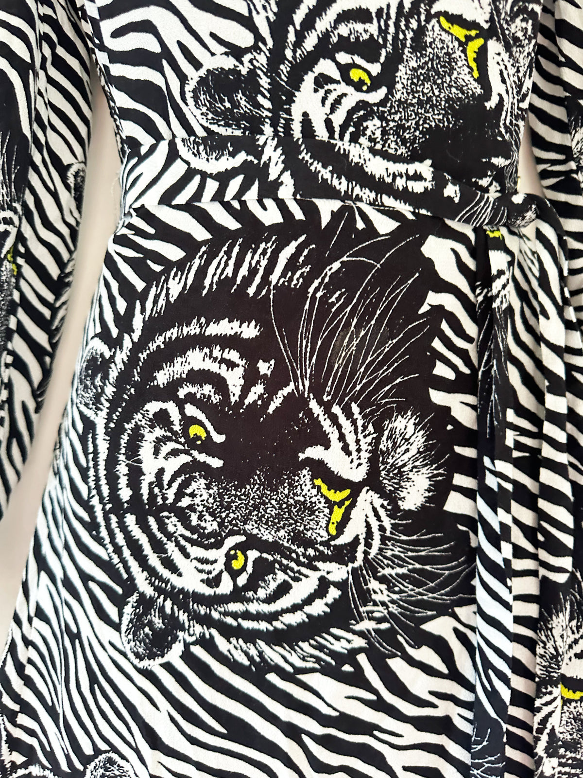 Karen millen mono lion/zebra print wrap style long stunning dress size 8