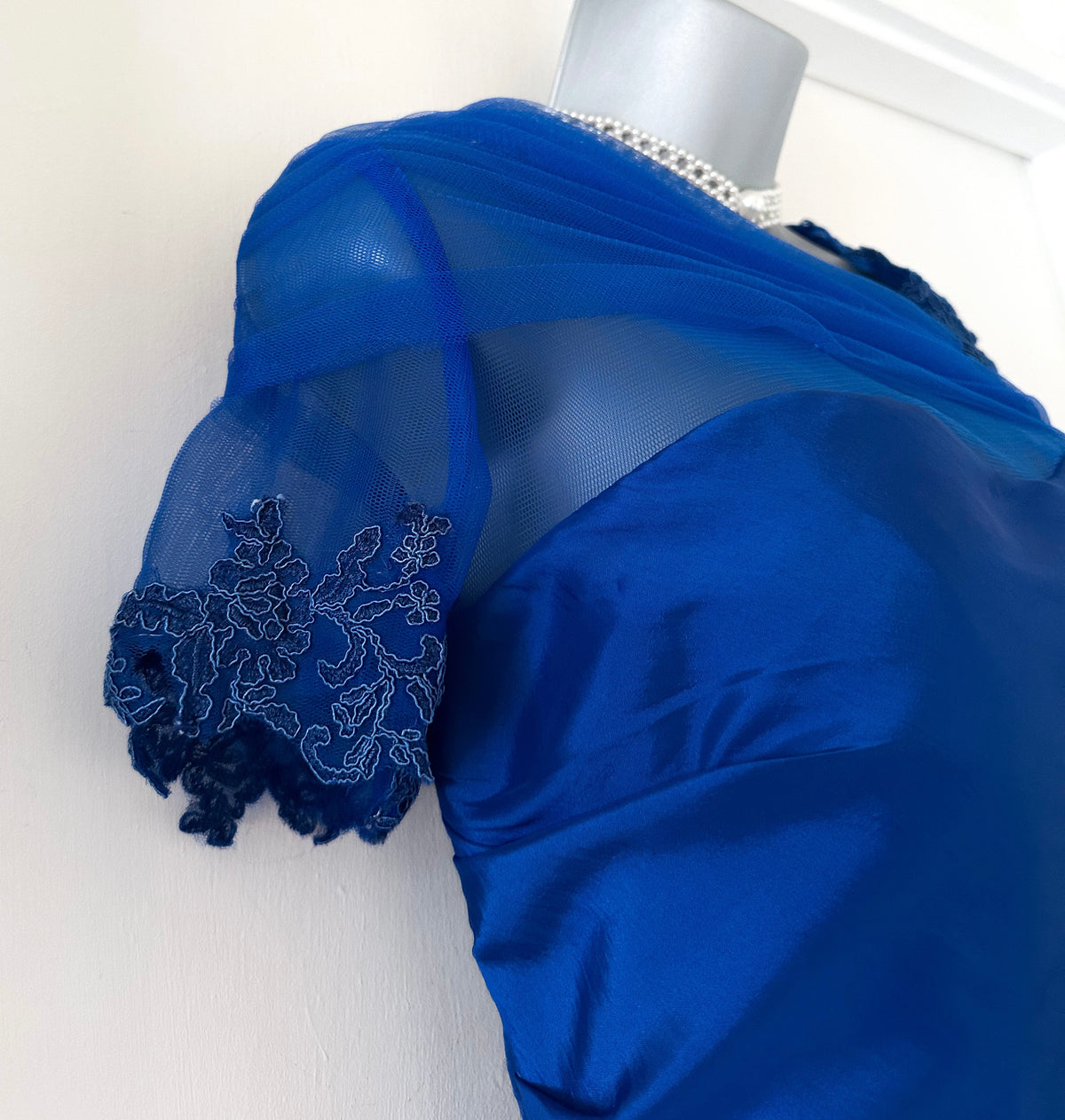 No label royal blue embroidered mother of the bride knee length occasion dress size 8